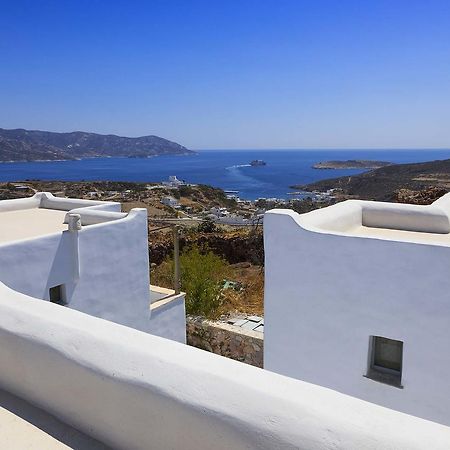 Mezzolovero Suites Kímolos 外观 照片