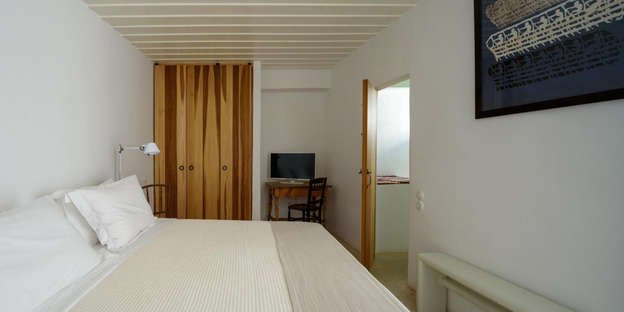 Mezzolovero Suites Kímolos 外观 照片